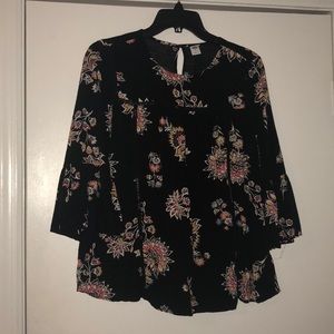 Black floral top